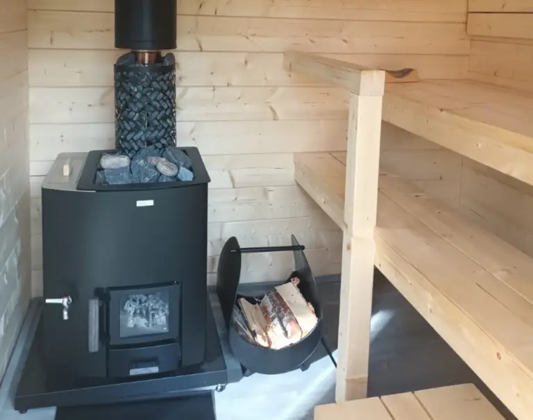 Pihasauna 6 saunatilat